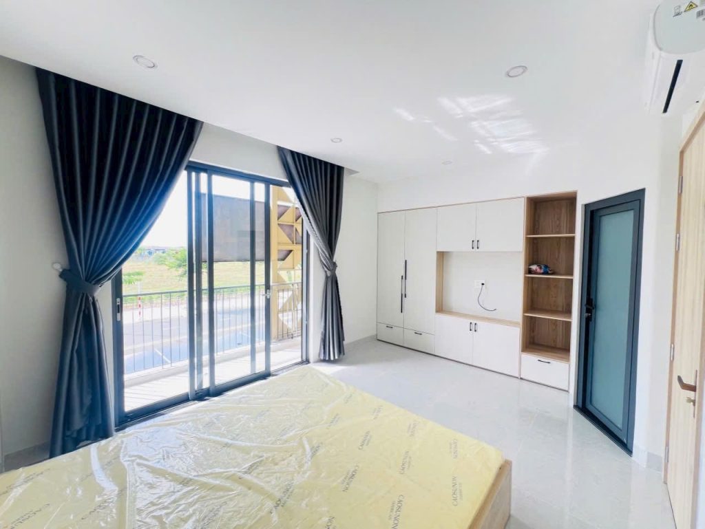 CHO THUÊ NHÀ PHỐ KHU ĐÔ THỊ SUN CASA CENTRAL 15 TRIỆU / THÁNG