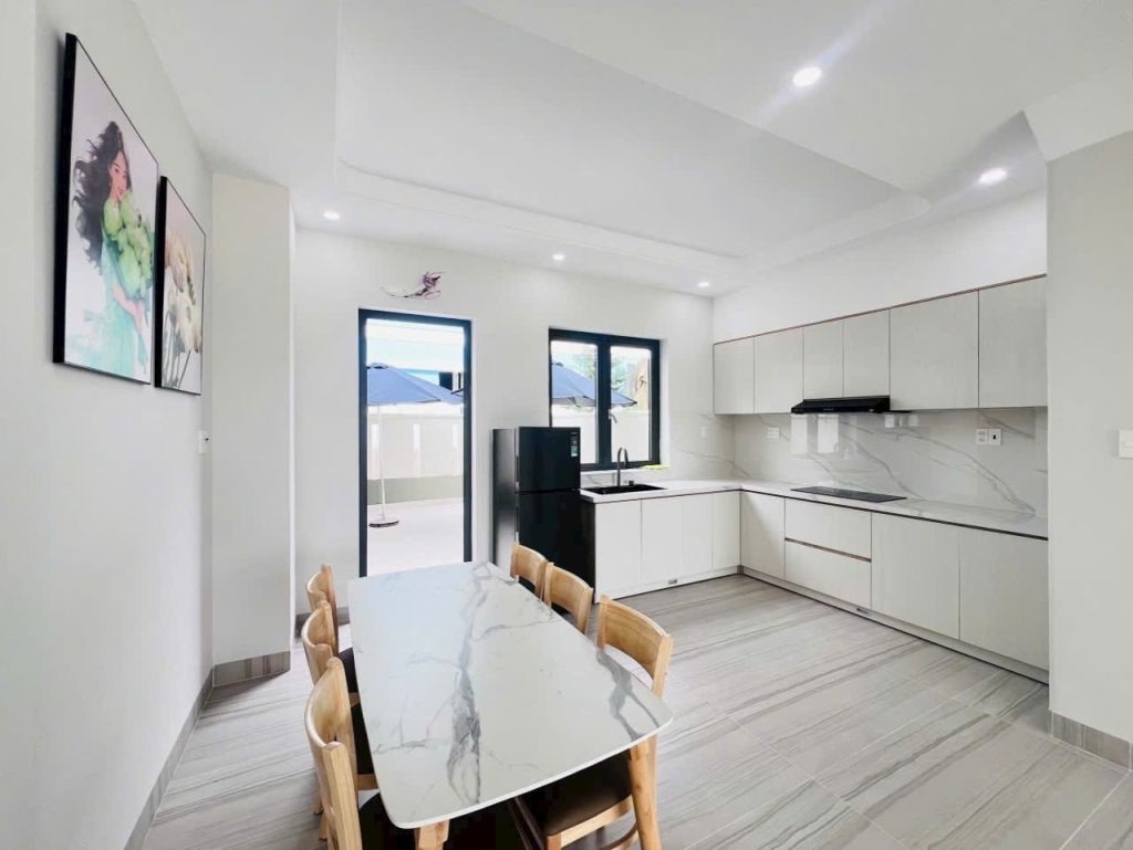 CHO THUÊ NHÀ PHỐ KHU ĐÔ THỊ SUN CASA CENTRAL 15 TRIỆU / THÁNG
