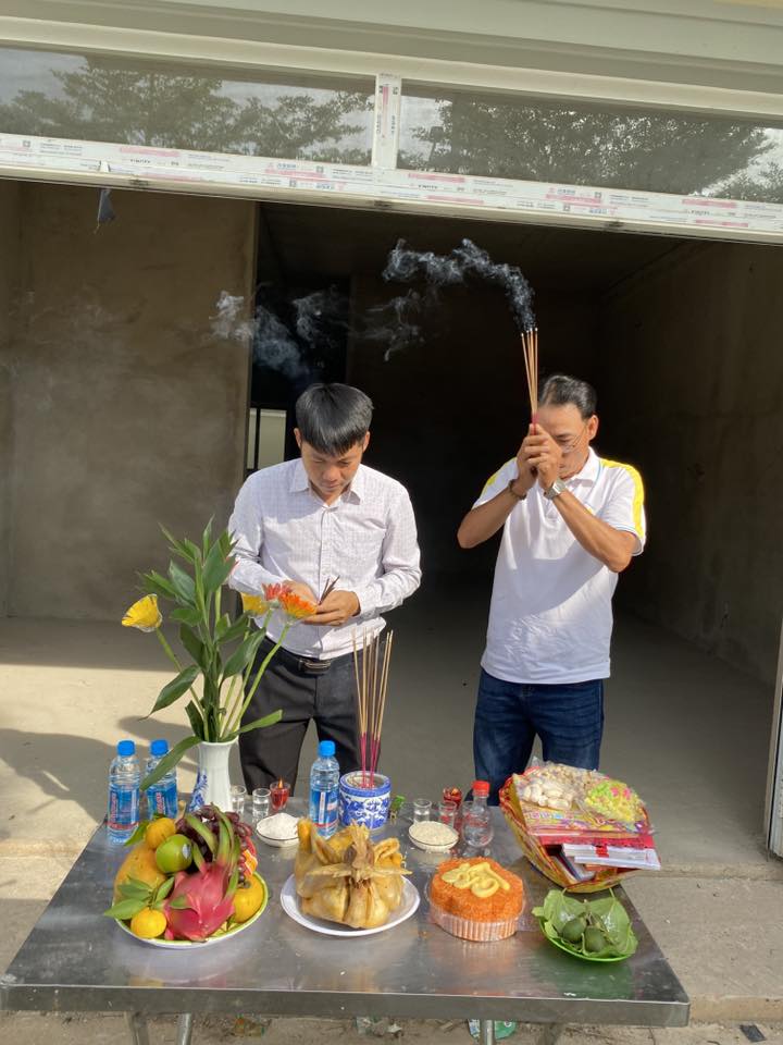 khởi công xây dựng nhà phố Ecolakes