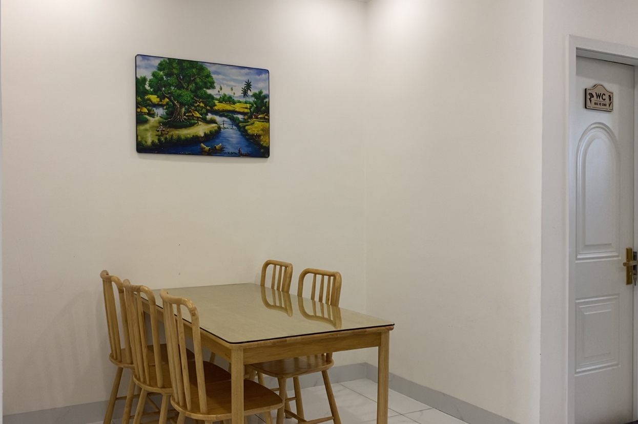 bàn ăn nhà phố Ecolakes C6-09