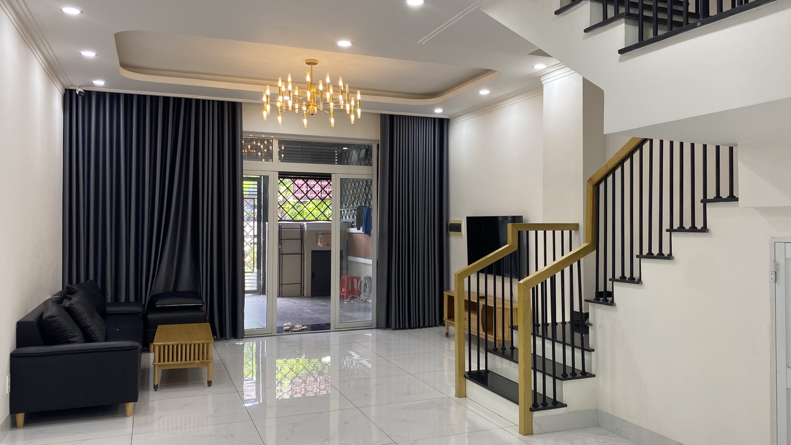 vị trí đắc địa của khu nhà phố ecolakes